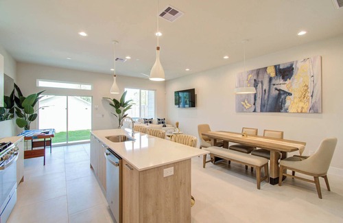 Northside House | Looking for a cozy escape? Our beautifully appointed is just what you neednnn