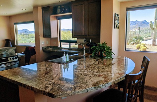 Tucson House | Looking for a getaway? BEAUTIFUL & PRIVATE Guest House! Hiking - Biking - Relax