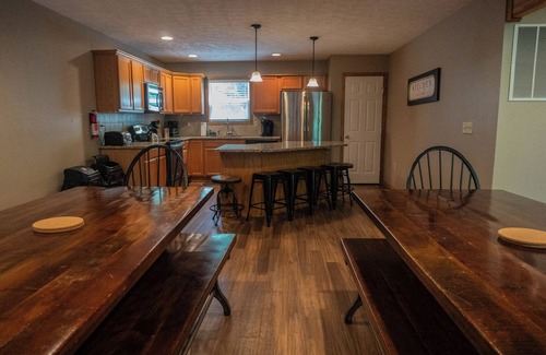 Lake Harmony Estates House | LOOKING FOR A HOUSE FOR THE ENTIRE CREW! AMAZING GAME ROOM, FIRE PIT & LAKEVIEW