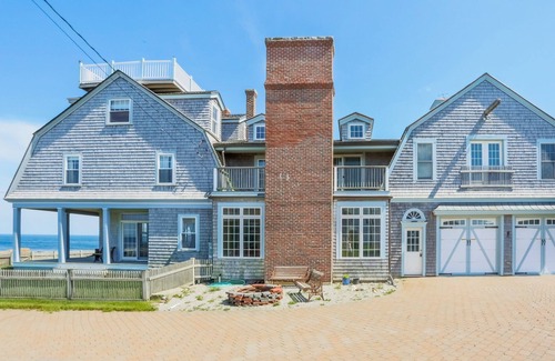Brant Rock House | Looking for a HUGE family reunion house, Corporate Holiday Events