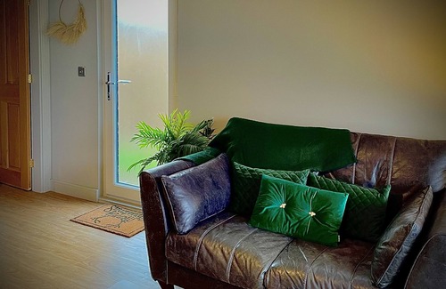 Abbess Roding Cabin | Looking for a romantic escape in the countryside, with outdoor bathtub !