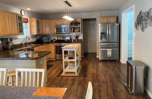 Lower Township House | Looking for a shore thing? This is it!