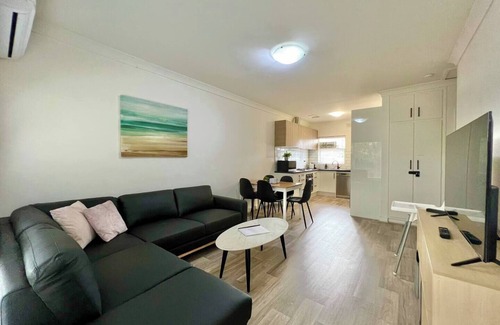 Campbelltown Condo | Looking for a worker/family-friendly stay? This is it! Fully self-contained & equipped for comfort.