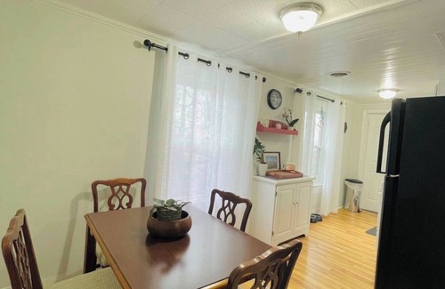 Staunton Apartment | Lookout Apartment
