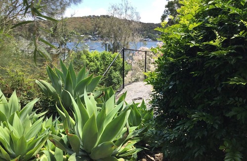 Pretty Beach Cabin | Lookout Lodge at Pretty Beach Heath Lodgers