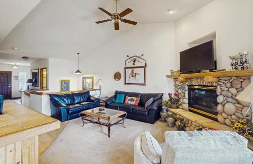 Dillon Apartment | Lookout Ridge 63