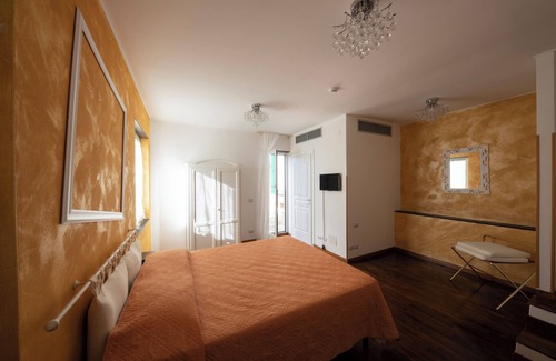 Canepa Hotel | Lookyhotel