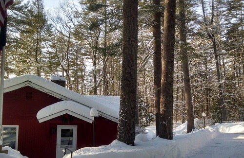 Freedom House | LOON LAKE HOUSE - Lakefront living in Freedom, NH. Mountains, lakes & activities