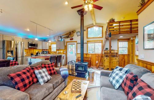 Loon Lake House | Loon Lake Retreat