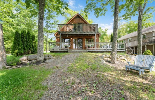Smiths Corner House | Loon Lodge on the Lake