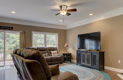 Lincoln House | Loon Mountain Retreat