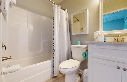 Treasure Cove House | Loquat Bungalow