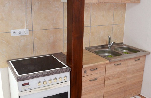 Heviz Apartment | Lorabel Apartment House - Gold Apartman