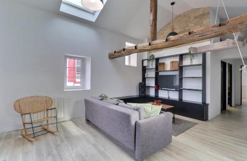 Espelette Apartment | LORBLANC - Apartment Centre Ville - 8 pers