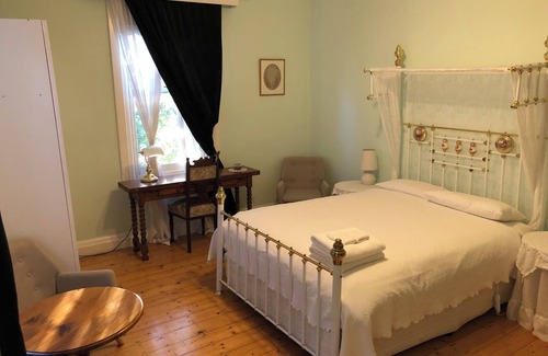 Portland Bed & Breakfast | Lorelei Bed and Breakfast