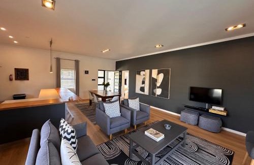 George House | Lorelei Guest House