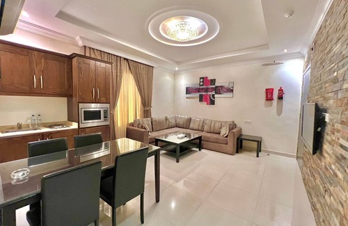 Sari Street Hotel | loren serviced Apartment Alslamah