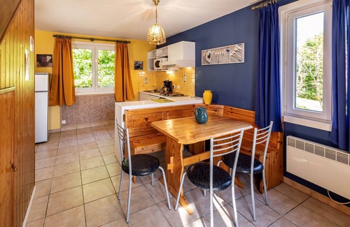 Saint-Avit-Senieur Ski Chalet | Loriot, Wooden cottage at Hameau Des Laurières