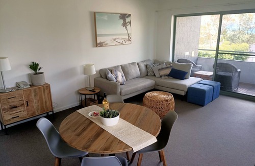 Lorne Apartment | Lorne 2 Bedroom Apartment - Premium Location and Facilities