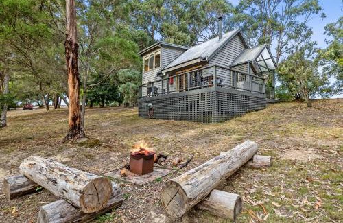 Lorne Cabin | Lorne Bush House Cottages & Eco Retreats