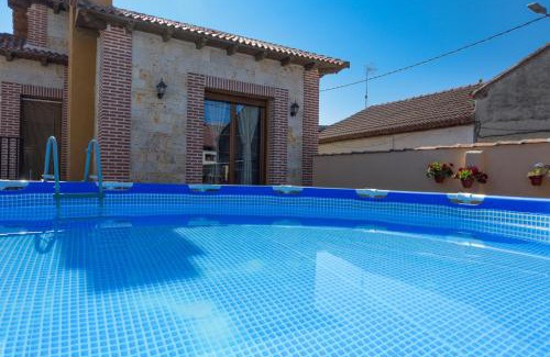 Coca House | LOS ALISOS Segovia