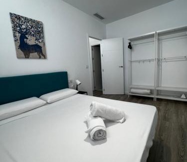 Distrito Norte Sierra Apartment | Los Almendros - Free Parking