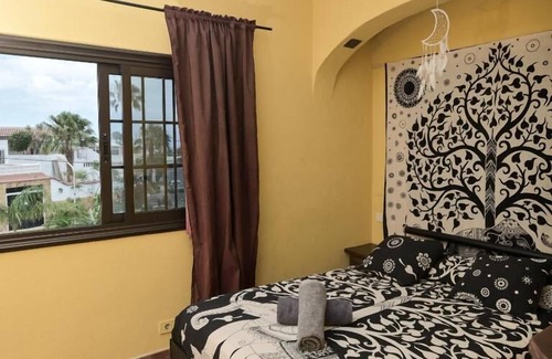 La Mareta Hotel | Los Amigos Nest Hostel