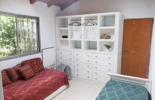 Ezeiza House | Los Arboles, casa completa a 5 minutos del Aeropuerto Ezeiza