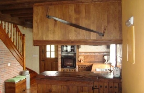 Celis Cottage | Los Avellanos CASA 3. In the mountains, near the beach and the Soplao cave.