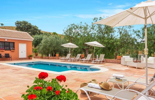 Almogia Villa | Los Caracoles de Almogía by Ruralidays