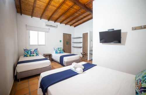 Puerto Triunfo Hotel | Los Colores Ecoparque