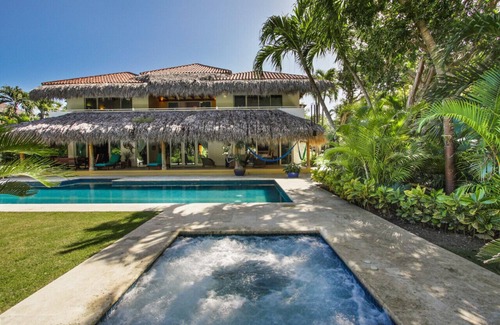 Punta Cana Villa | Los Ensueños: Dream villa near beach w/pool, Jacuzzi, housekeeper & golf cart