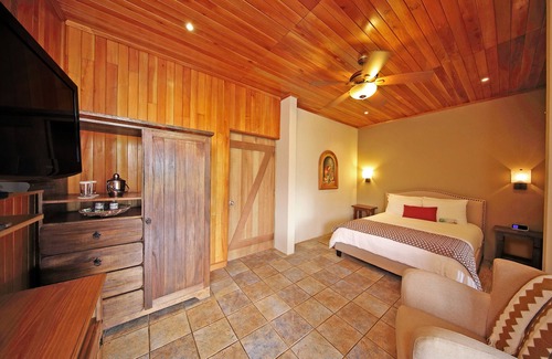 Boquete Hotel | Los Establos Boutique Resort- All Inclusive