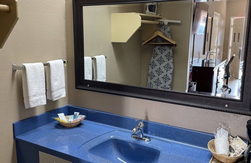 Los Fresnos Hotel | Los Fresnos Inn and Suites