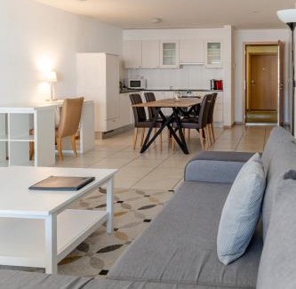 Bulle Apartment | Los Lorentes Residences Bulle