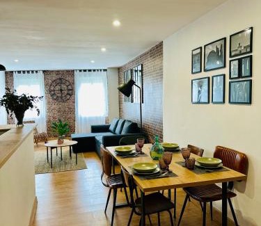 Sastago Apartment | Los Meandros