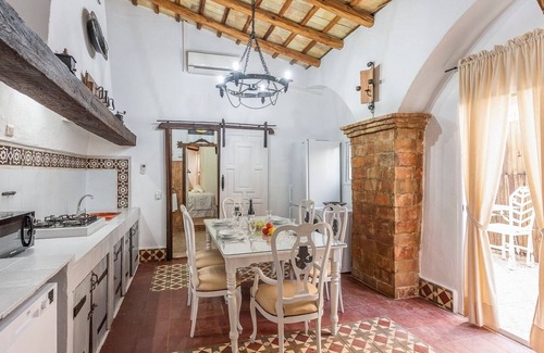 Penaflor Villa | Los Mellizos Peñaflor by Ruralidays