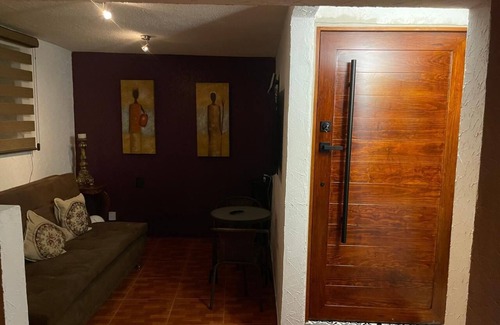 Historic Centre Apartment | Los Remedios Room