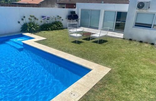 Chascomus House | LOS SAUCES CHASCOMUS