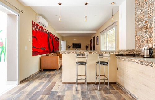 Historic Center House | Los Tulipanes House