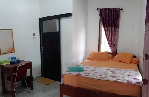 Palembang House | Losmen Ibu Hj. Tarjo