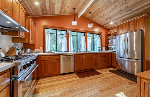 Carlotta House | Lost Coast Cottage Petrolia
