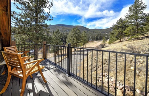 Lake George Cabin | Lost Creek Wilderness Cabin at Bison Peak Lodge, a Mountain Wilderness Lodge