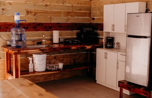 St. Clair Boat Rental | Lost Hill Lake Happy Dayz Houseboat