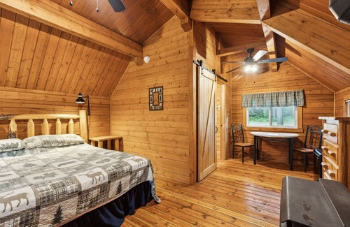 Grantsdale Cabin | Lost Horse Lodge