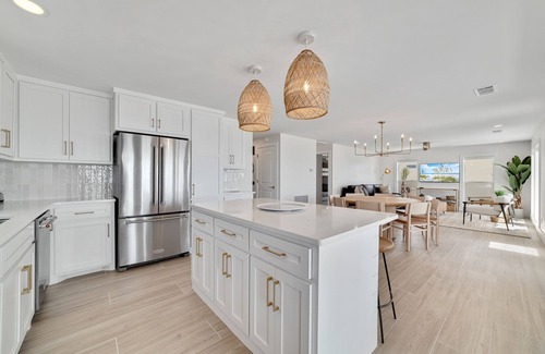 Surf Side Shores House | Lost Palms. Great 2 bedroom 2 bath home that sits directly on the Gulf front.