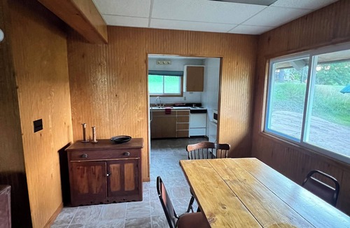 Northeast Michigan Cabin | Lost Pines Lodge - Uncle Sam - Cabin 1 - Pet Friendly