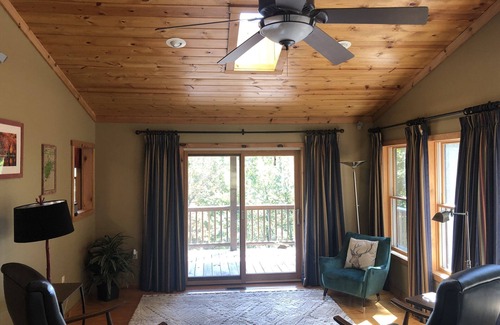 Baker Cabin | Lost River Luxury Cabin in Wild Wonderful West Virginia-2 hour drive fr DC!