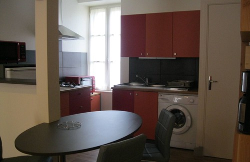 Laroque-des-Arcs Apartment | Lot Valley. 5 km from Cahors