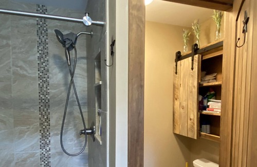 Somers House | lots of charm, lots of room, salt water inground pool - pet friendly